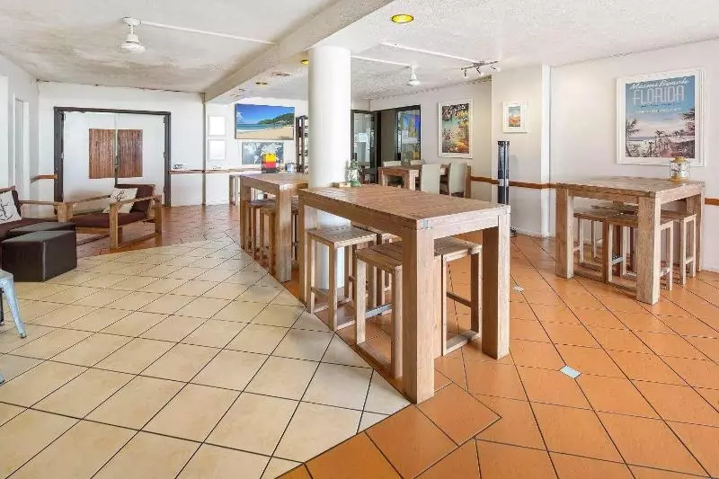 هتل Ocean Views 14a