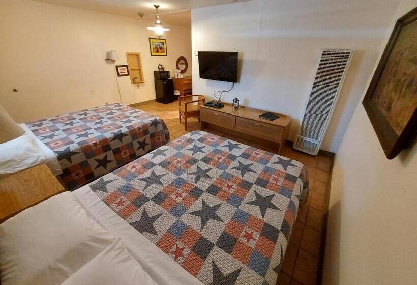 モーテル Cactus Inn