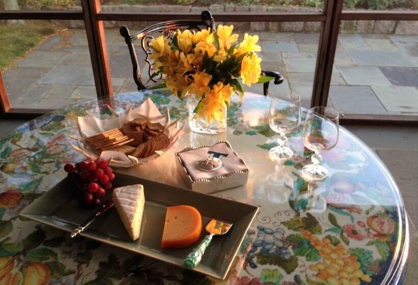 Thimble Islands Bed & Breakfast