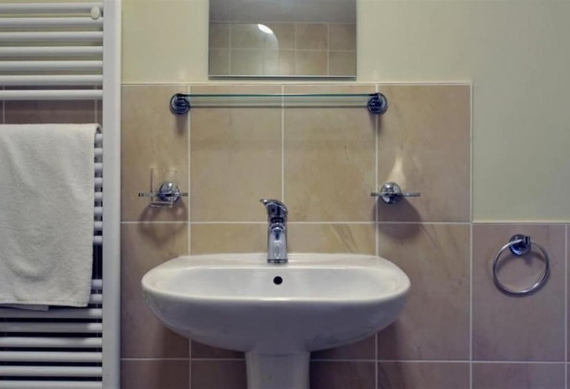 Green Door   Marigold