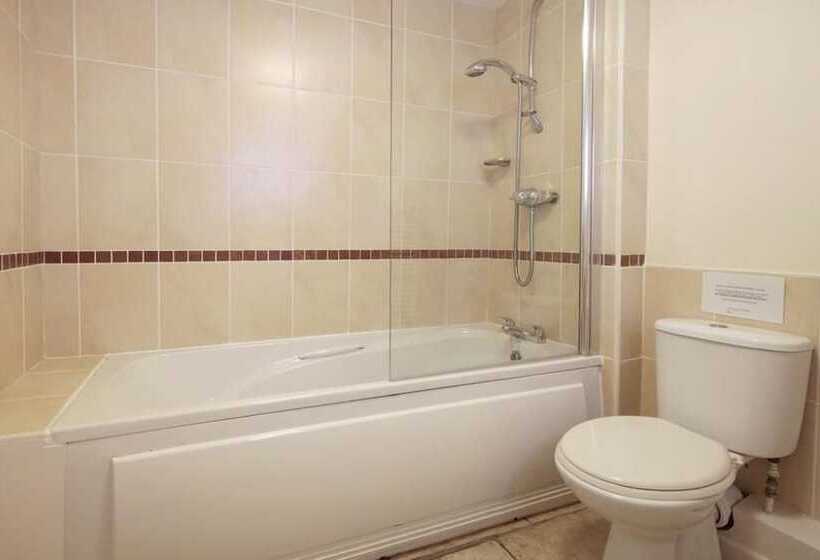 Green Door   Marigold