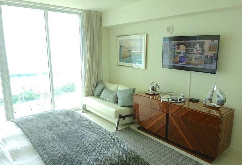 בית מלון כפרי Ocean Million Dollar View Studio + Balcony #2