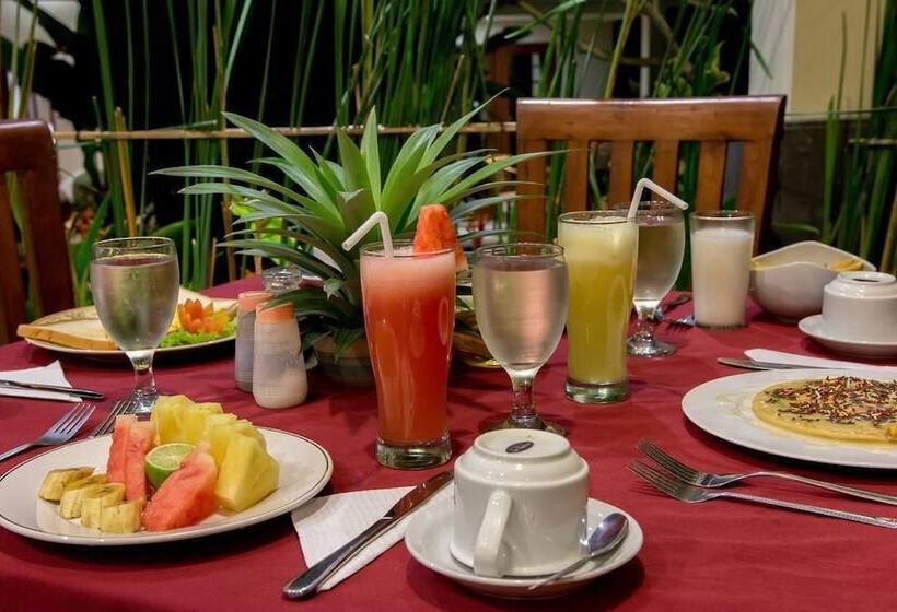 호텔 Sisin Ubud View