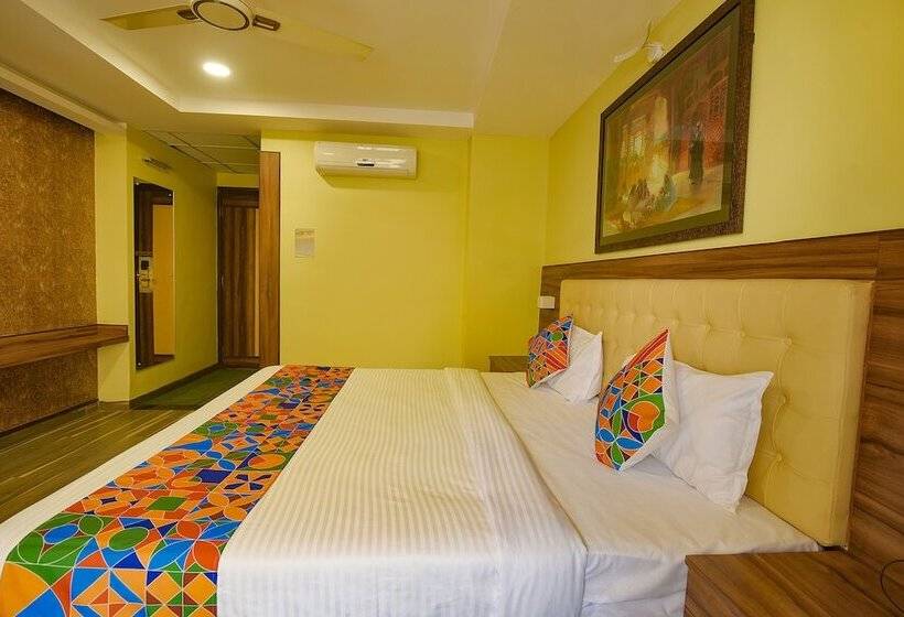 Fabhotel Phoenix Resorts   Nr M Chinnaswamy Stadium
