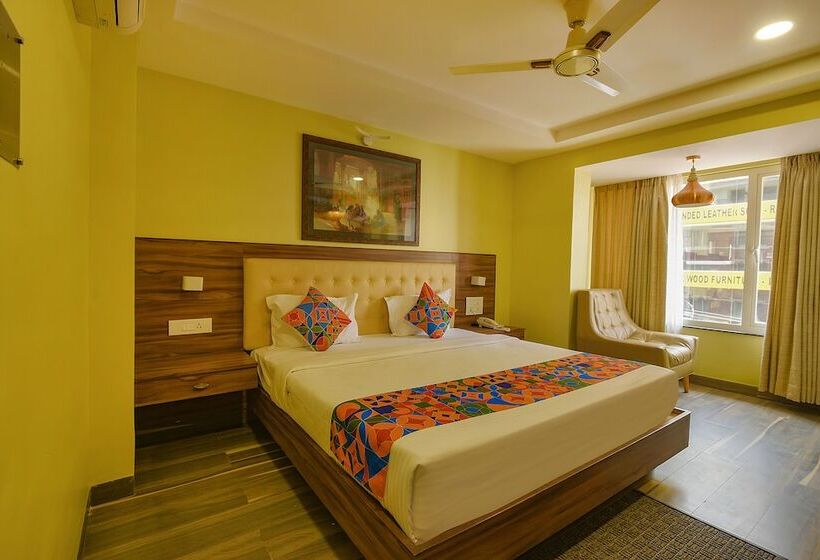 Fabhotel Phoenix Resorts   Nr M Chinnaswamy Stadium