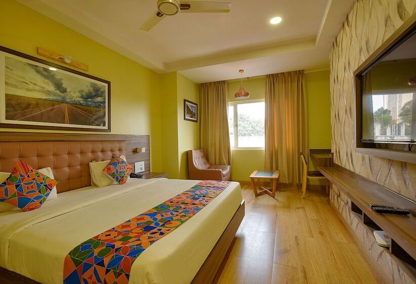 Fabhotel Phoenix Resorts   Nr M Chinnaswamy Stadium
