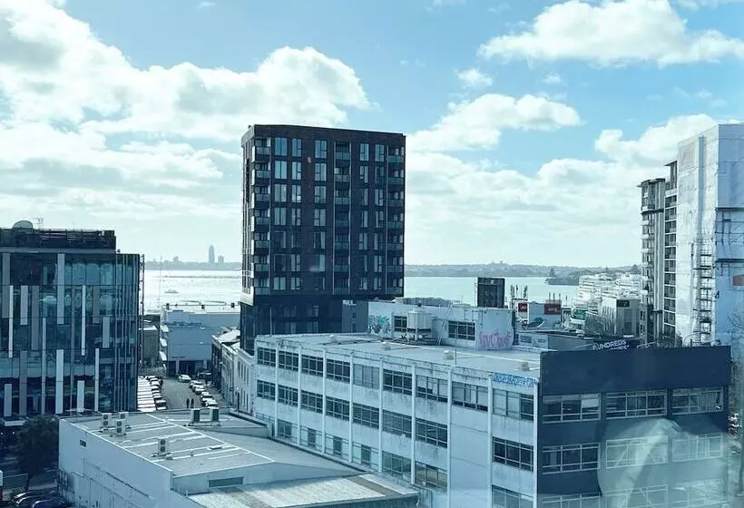Hotelli Sudima Auckland City