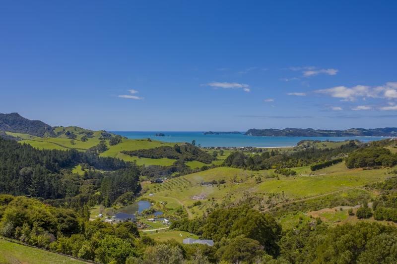 Bayview Valley Lodge Bed & Breakfast