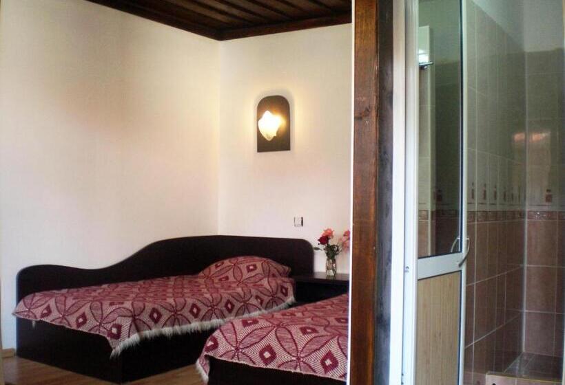 Отель гостоприемница георги