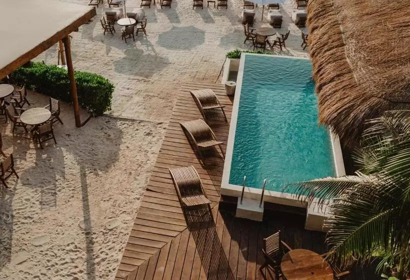 Hotelli Akkuun Tulum Adults Only