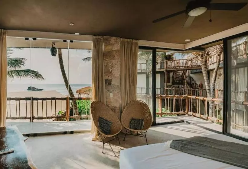 Hotelli Akkuun Tulum Adults Only