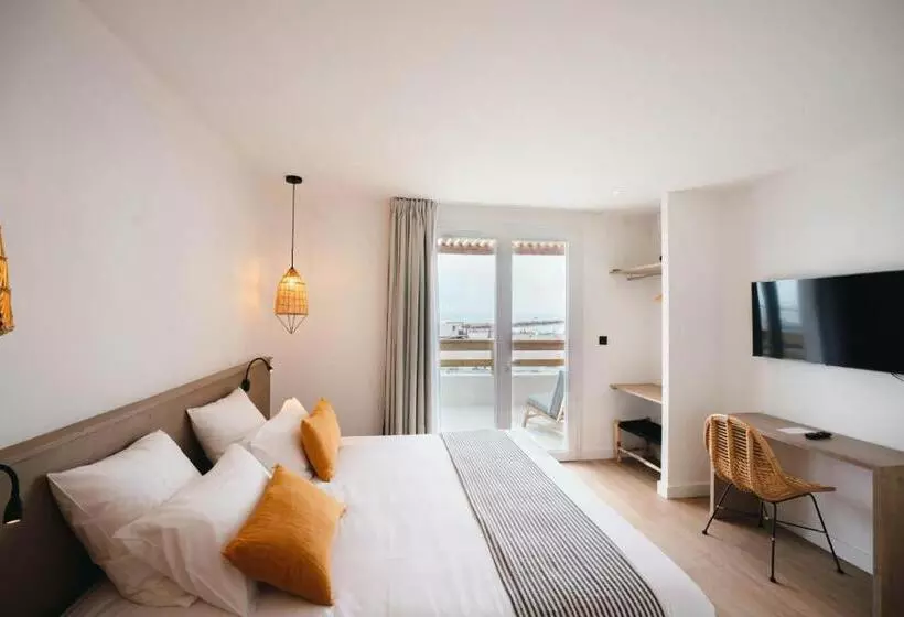 Hotelli Hôtel Casa Marina