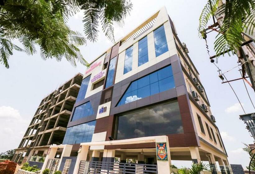 בית מלון כפרי Oyo 48327  Royal Mahalakshmi Inn