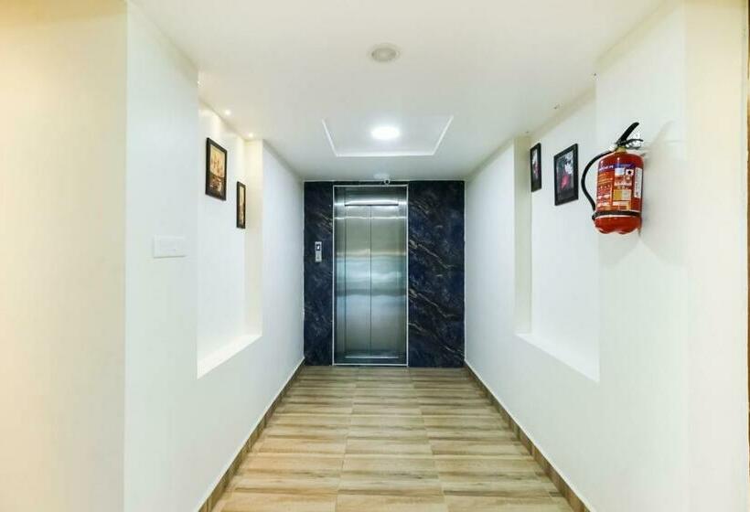 בית מלון כפרי Oyo 48327  Royal Mahalakshmi Inn