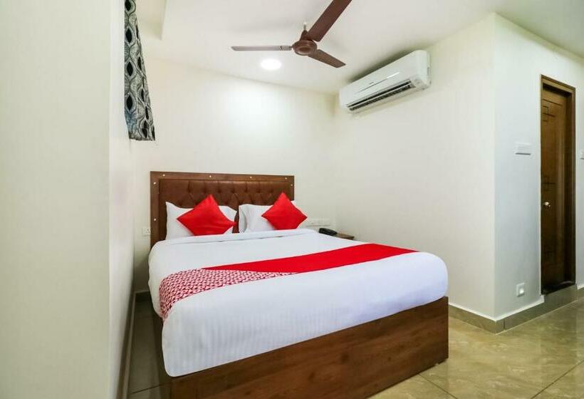 בית מלון כפרי Oyo 48327  Royal Mahalakshmi Inn