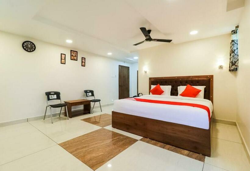 בית מלון כפרי Oyo 48327  Royal Mahalakshmi Inn