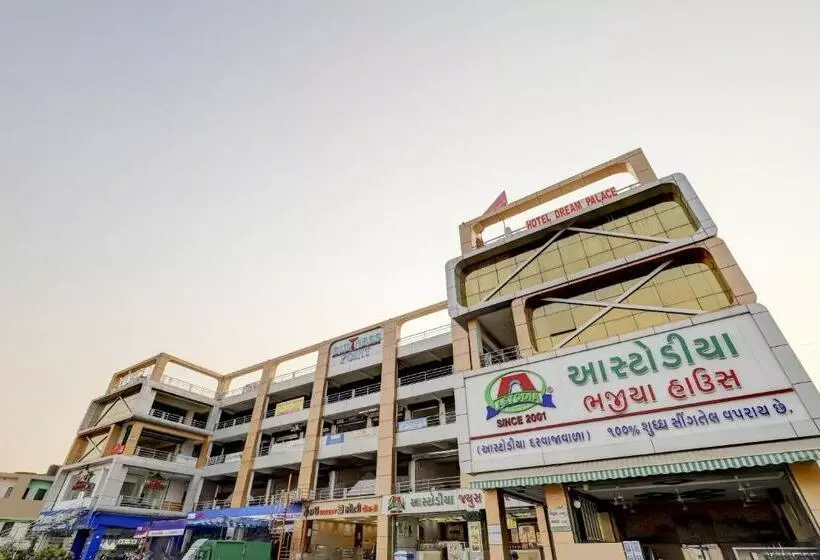 Hotelli Oyo 66904  Laxmi Villa