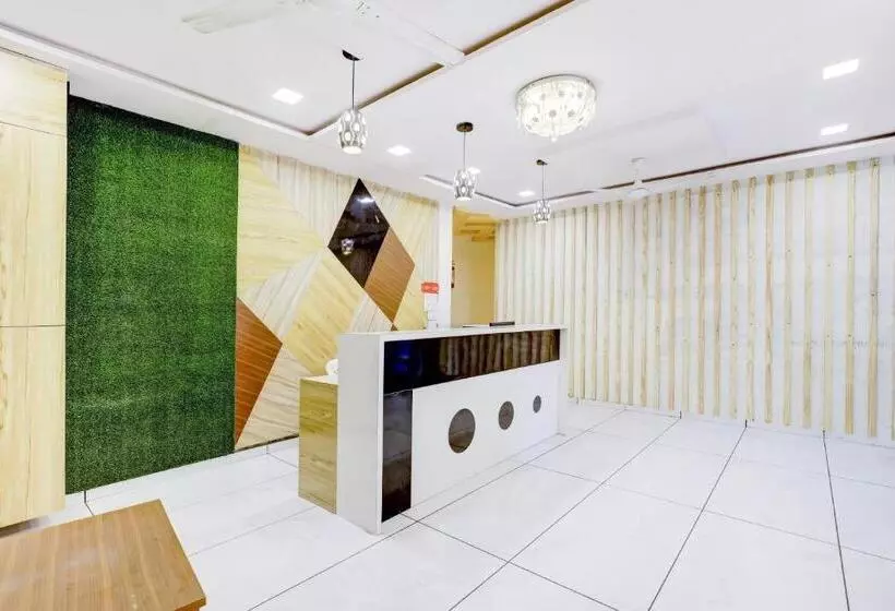 Hotelli Oyo 66904  Laxmi Villa
