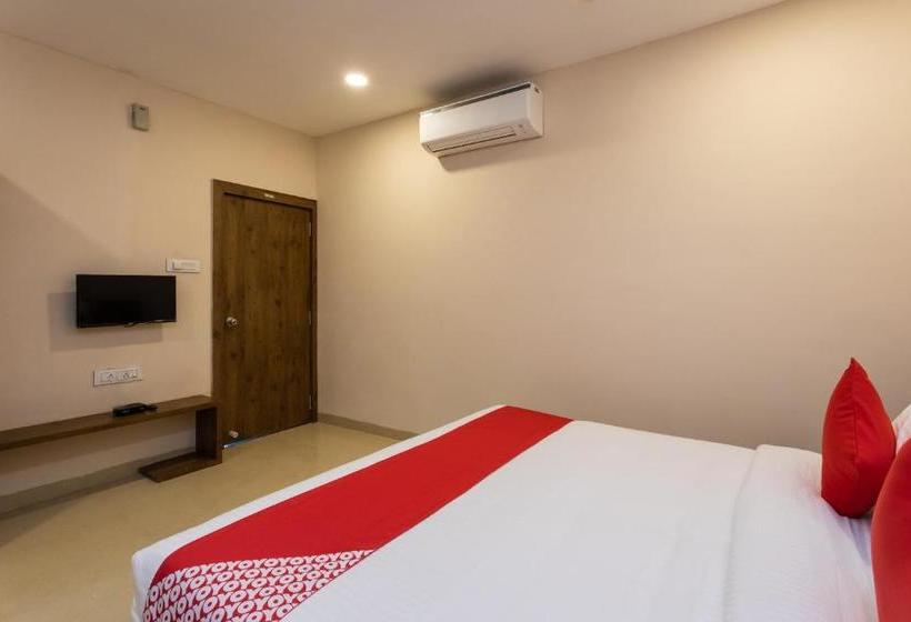 فندق Oyo 75956  Grand