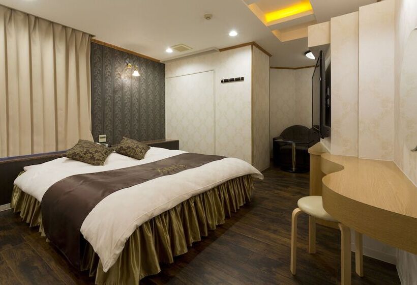 בית מלון כפרי Xenia Umeda