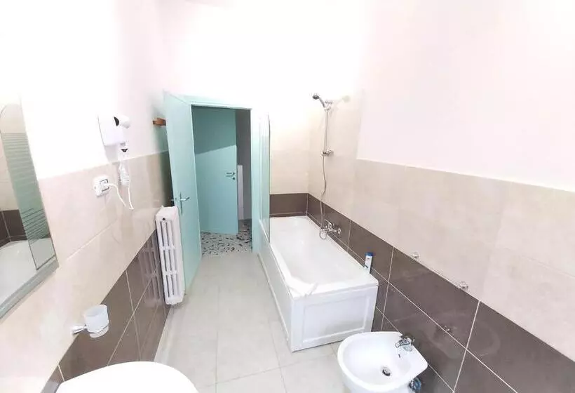 Majatalo Bed A Cavour