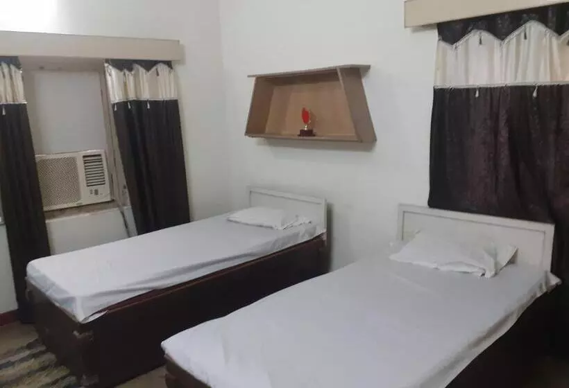 Majatalo International Guest House And Services