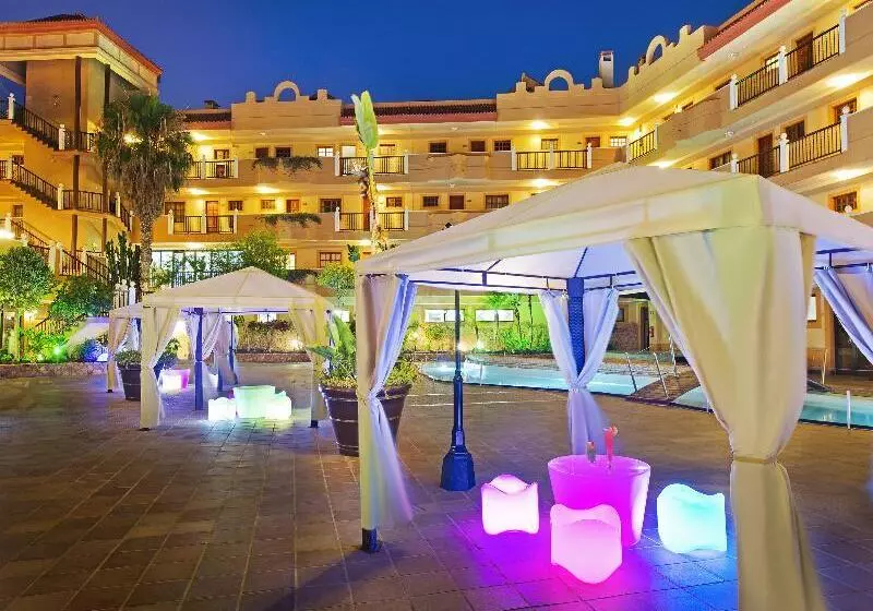 Elba Castillo San Jorge & Antigua Suite