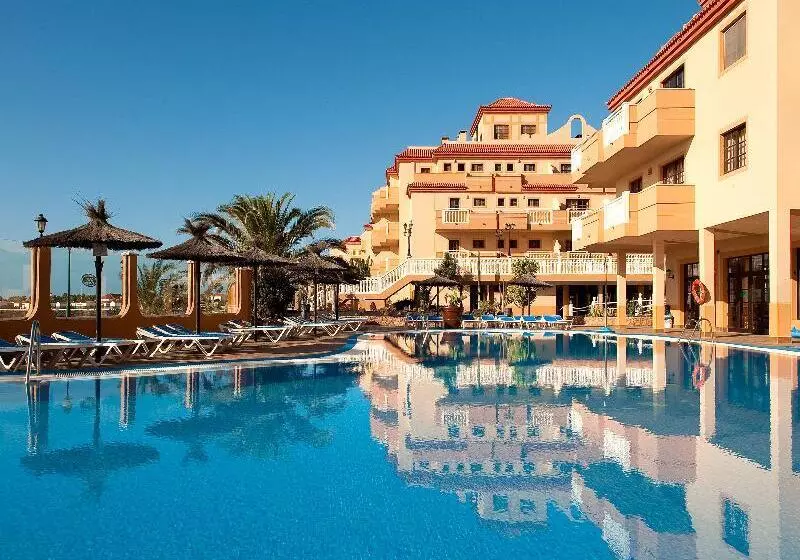 Elba Castillo San Jorge & Antigua Suite