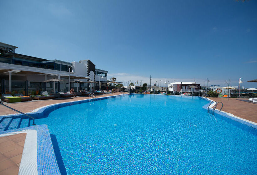 HD Pueblo Marinero - Adults Only