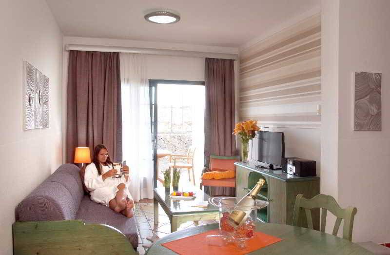 HD Pueblo Marinero - Adults Only