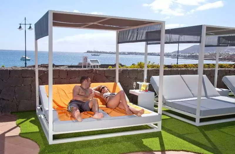 HD Pueblo Marinero - Adults Only