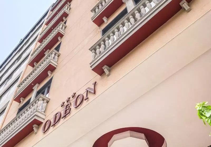호텔 Athens Odeon