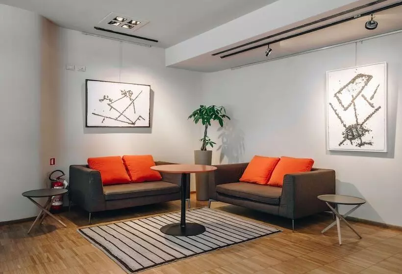 هتل Dellearti Design