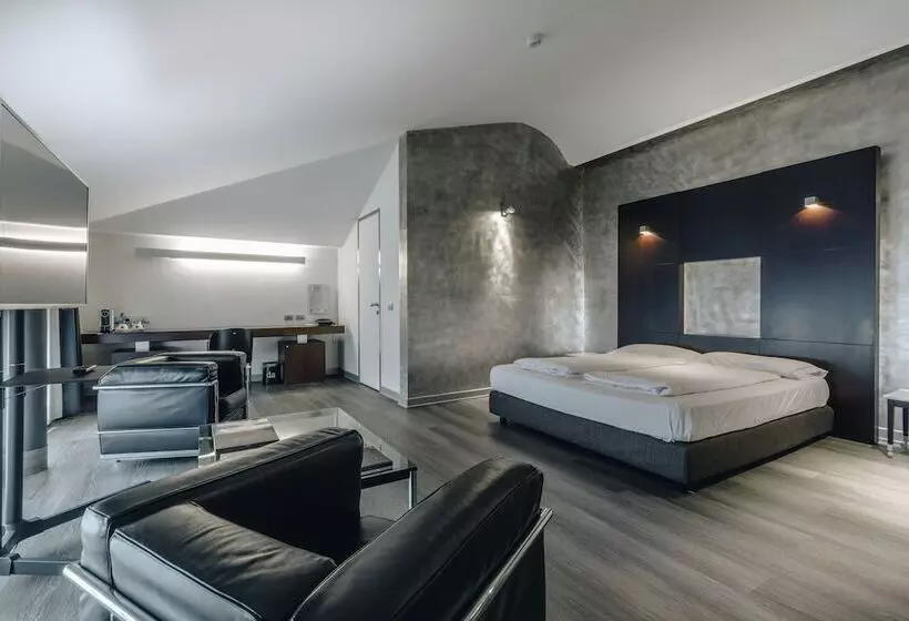 هتل Dellearti Design