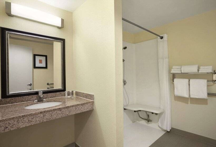 فندق Howard Johnson By Wyndham San Diego Sea World