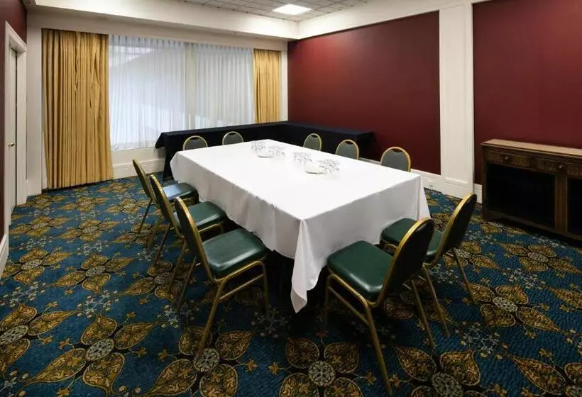 هتل Olympia  At Capitol Lake