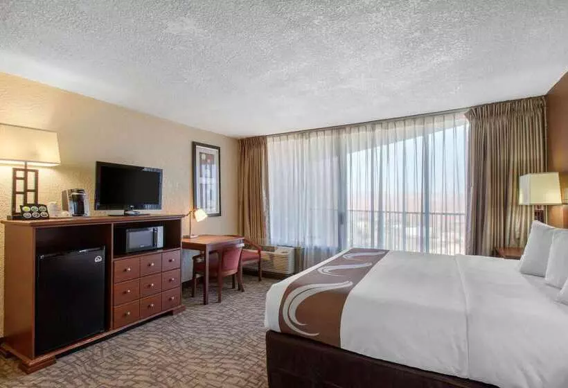 هتل Quality Inn View Of Lake Powell  Page