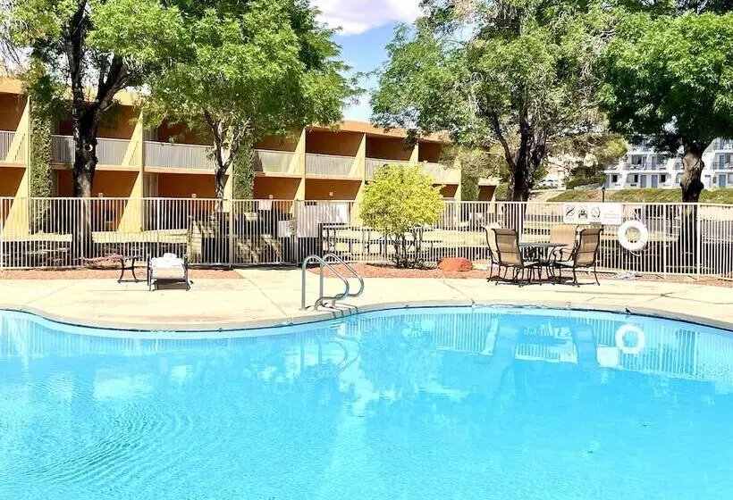 ホテル Quality Inn View Of Lake Powell  Page