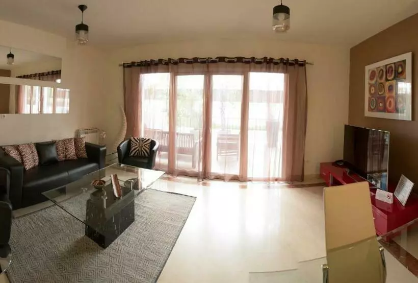 Отель Sisu Boutique