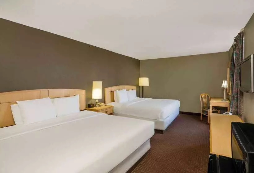 هتل Travelodge By Wyndham Memphis Airport/graceland