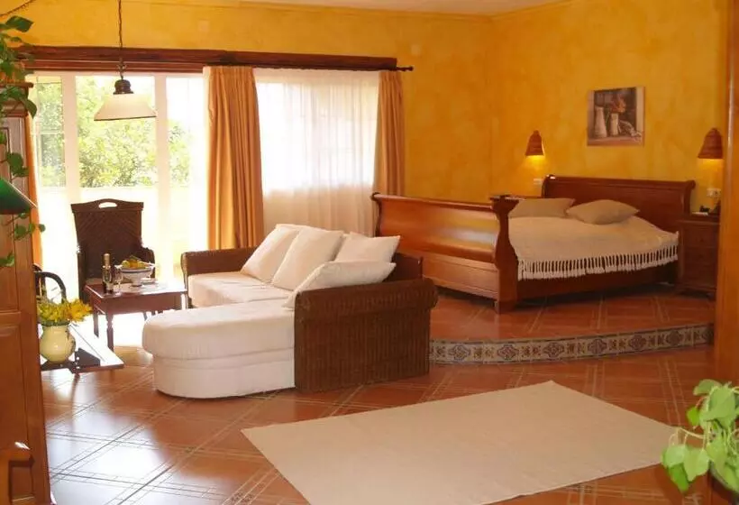 ホテル Villa Lehmi