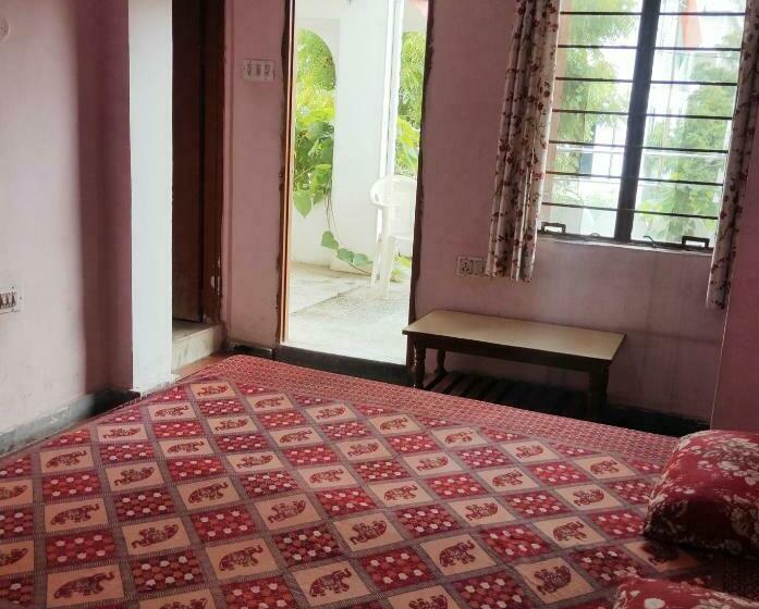 הוסטל Jwala Niketan Guesthouse Private Rooms