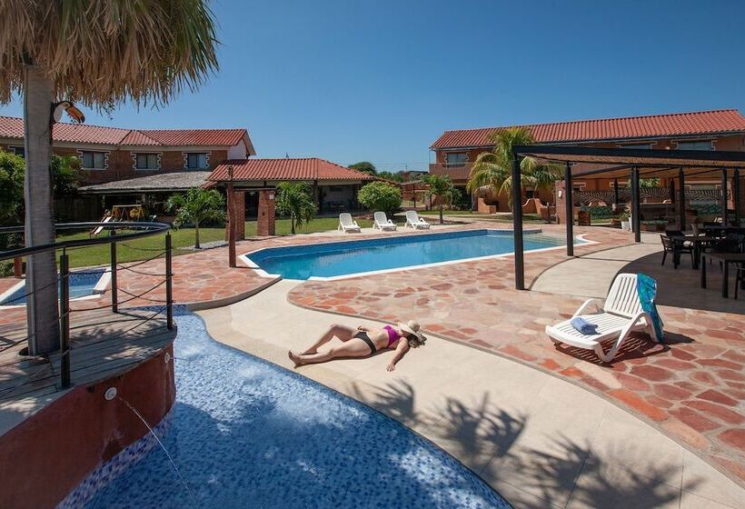 هتل La Villa Chiquitana