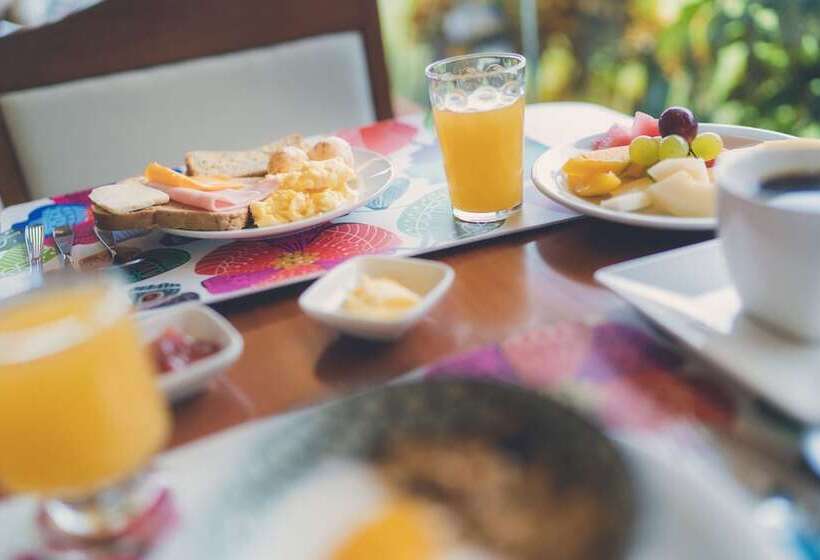 هتل La Villa Chiquitana