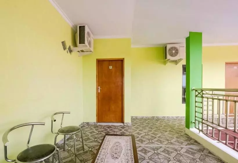 هتل Oyo 3223 Jy Homestay