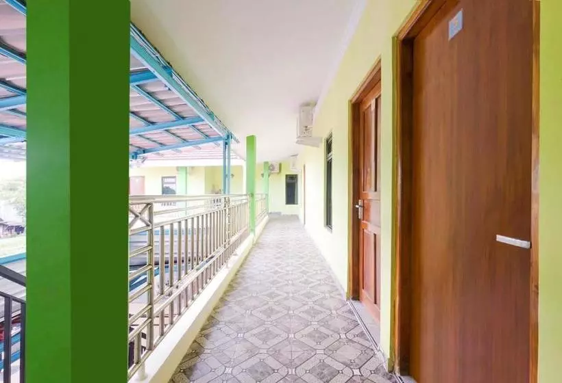 هتل Oyo 3223 Jy Homestay