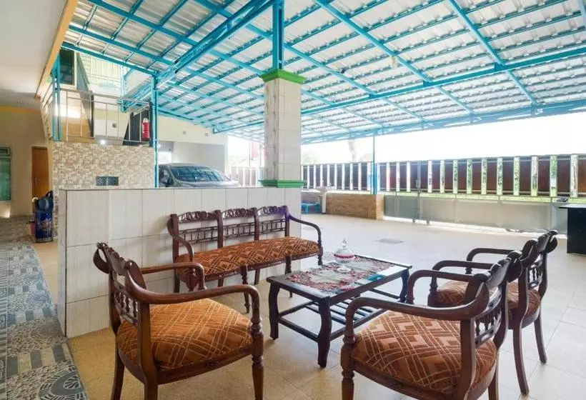 هتل Oyo 3223 Jy Homestay