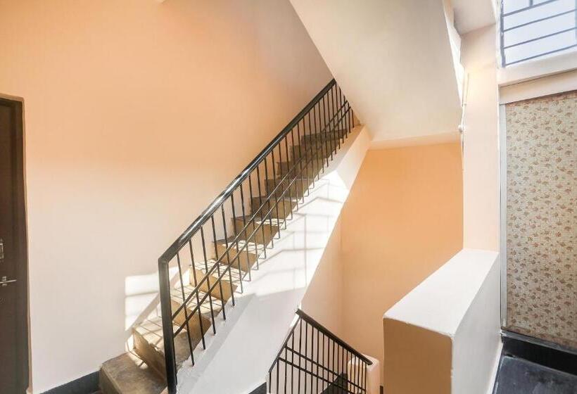 בית מלון כפרי Oyo 64985 Raipur Inn