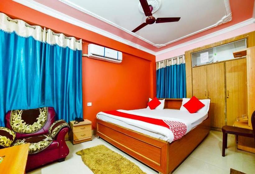 Отель Oyo 71218 Rudra Homes