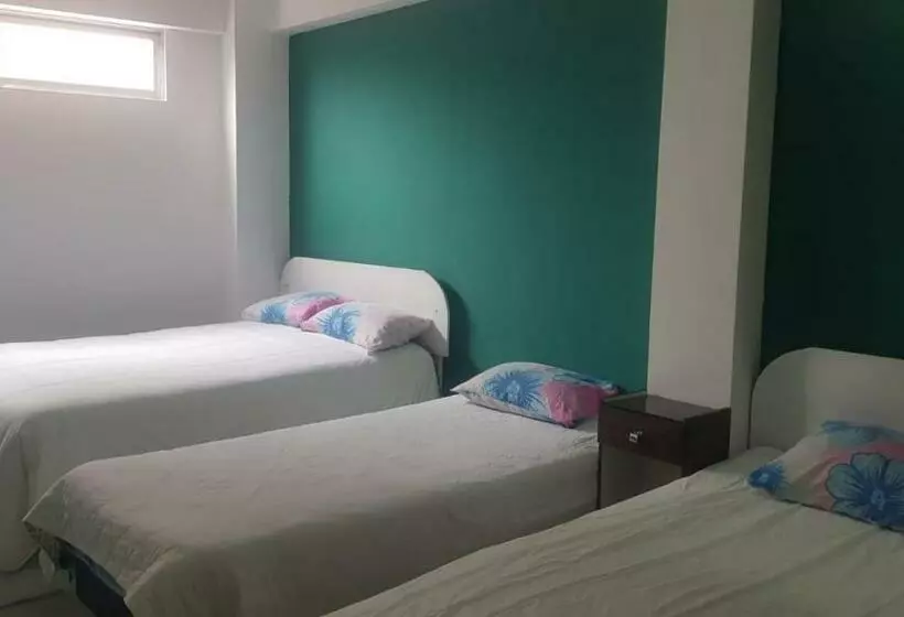 هتل Residencial Hinojosa